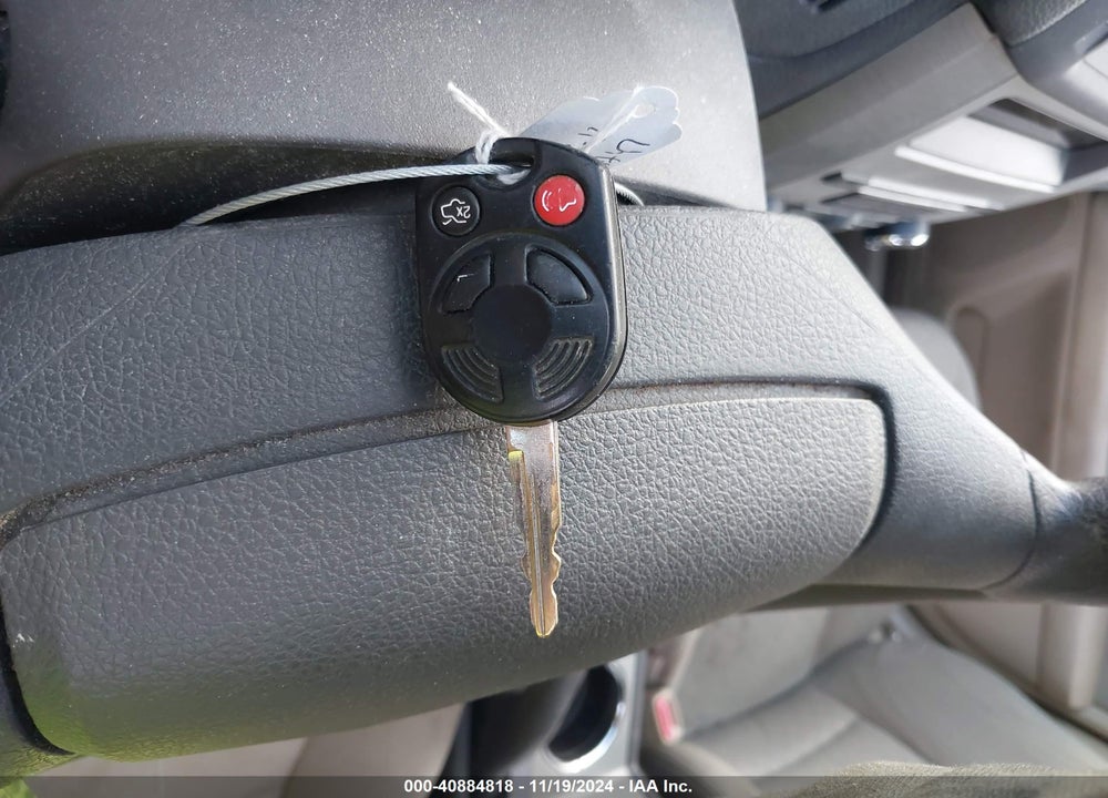 2010 FORD FUSION SE VIN: 3FAHP0HA5AR373618