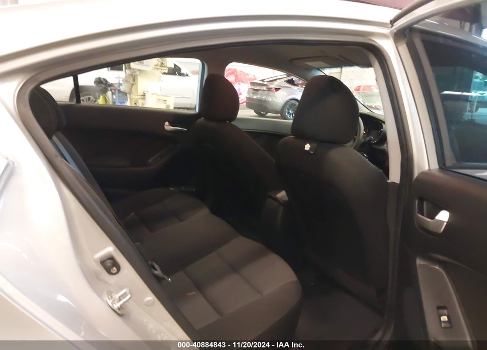 2017 KIA FORTE VIN: 3KPFK4A75HE048345