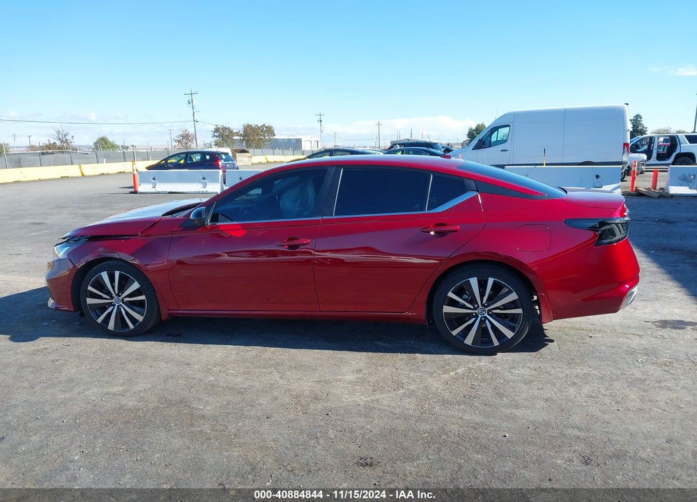 2022 NISSAN ALTIMA SR FWD VIN: 1N4BL4CV9NN360639