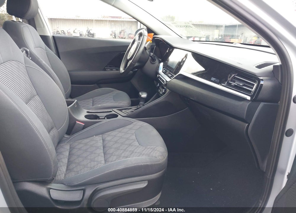 2021 KIA NIRO LXS VIN: KNDCB3LC2M5472028