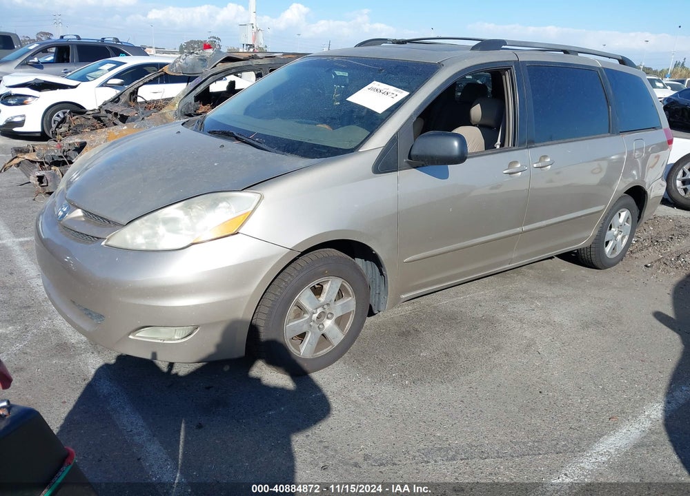 2008 TOYOTA SIENNA XLE VIN: 5TDZK22C58S156144