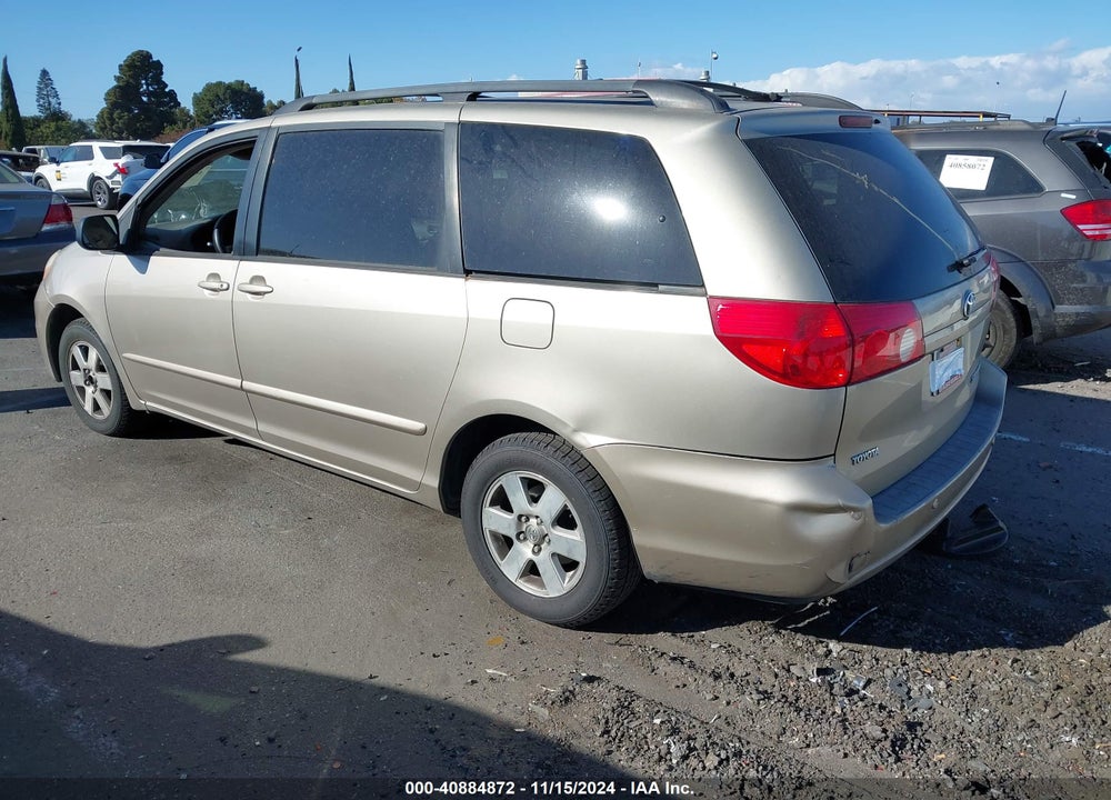 2008 TOYOTA SIENNA XLE VIN: 5TDZK22C58S156144