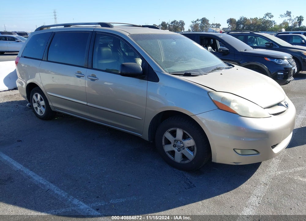 2008 TOYOTA SIENNA XLE VIN: 5TDZK22C58S156144