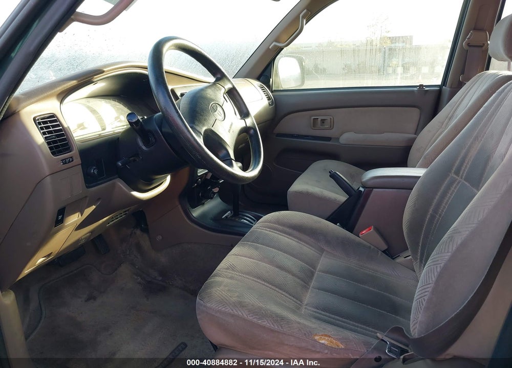 2002 TOYOTA 4RUNNER SR5 V6 VIN: JT3GN86RX20229751