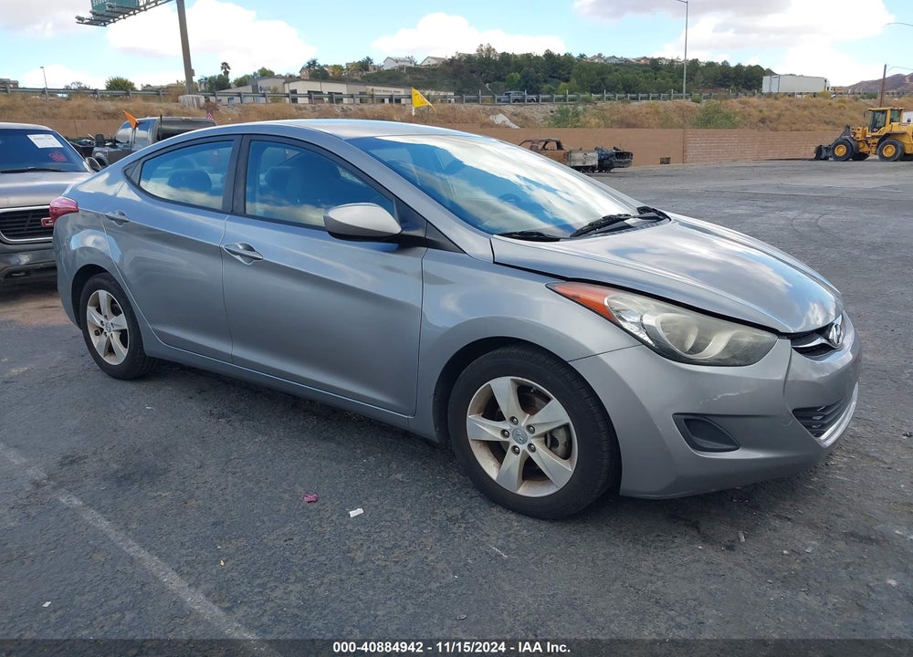 2013 HYUNDAI ELANTRA GLS VIN: KMHDH4AE2DU812633