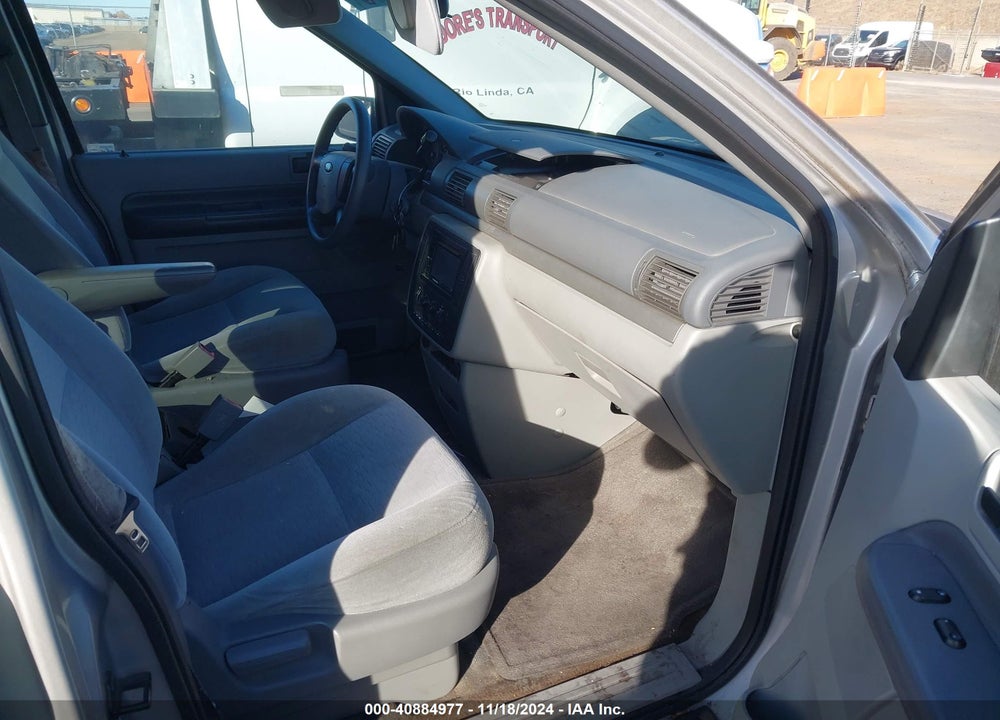 2005 FORD FREESTAR SE VIN: 2FMZA516X5BA52290