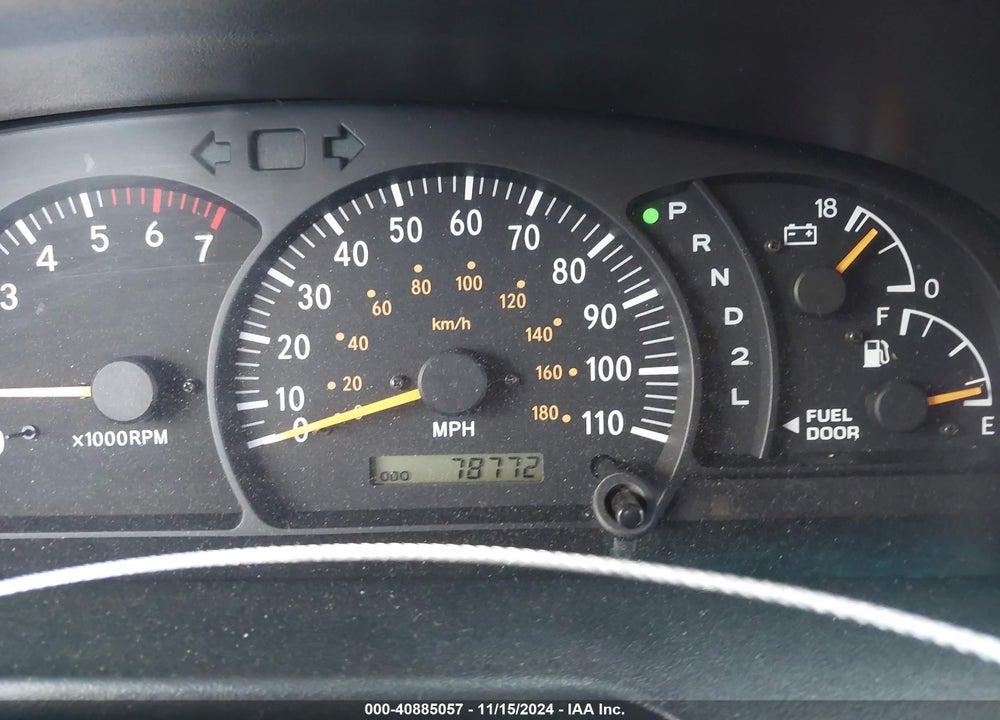 2002 TOYOTA TUNDRA SR5 V8 VIN: 5TBRT341X2S261339