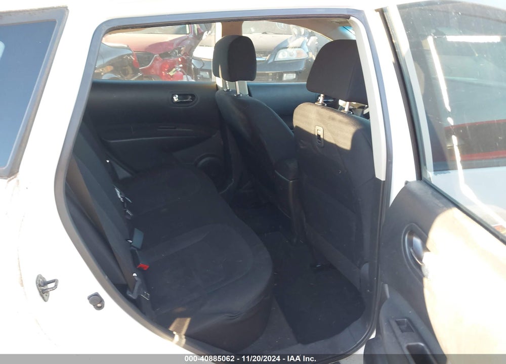2013 NISSAN ROGUE S VIN: JN8AS5MT4DW539941