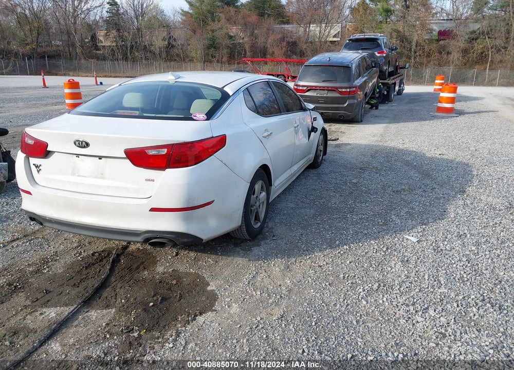 2015 KIA OPTIMA LX VIN: KNAGM4A74F5533841