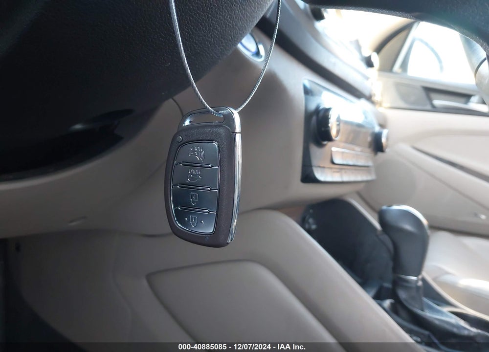 2017 HYUNDAI TUCSON SE PLUS VIN: KM8J3CA41HU463716