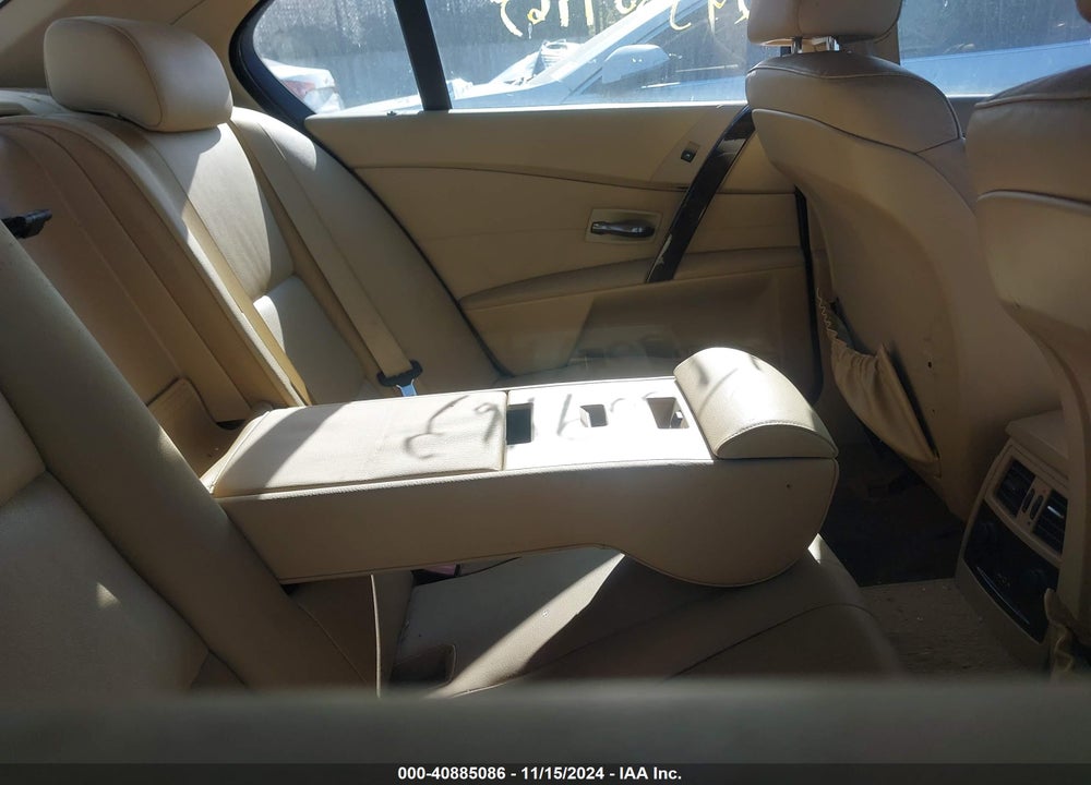 2007 BMW 525XI VIN: WBANF33557CS41765