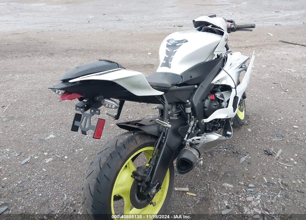 2017 YAMAHA YZFR6 VIN: JYARJ28E6HA000957