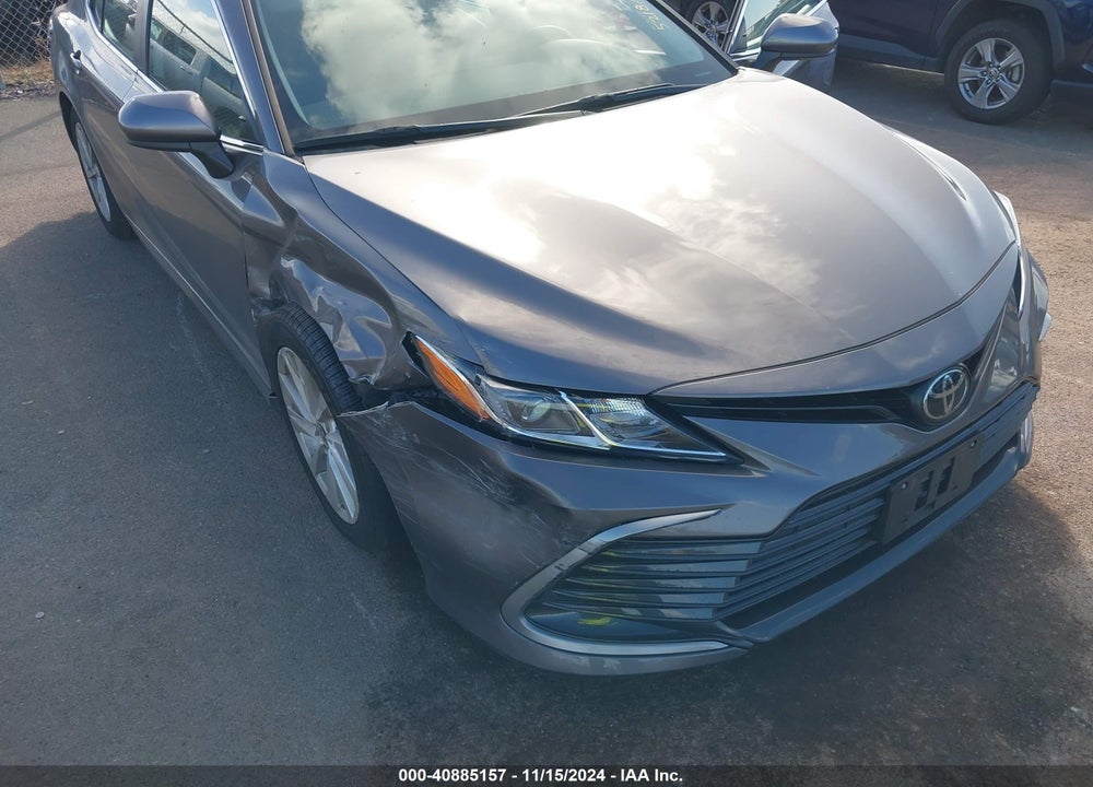 2022 TOYOTA CAMRY LE VIN: 4T1C11AK8NU640520
