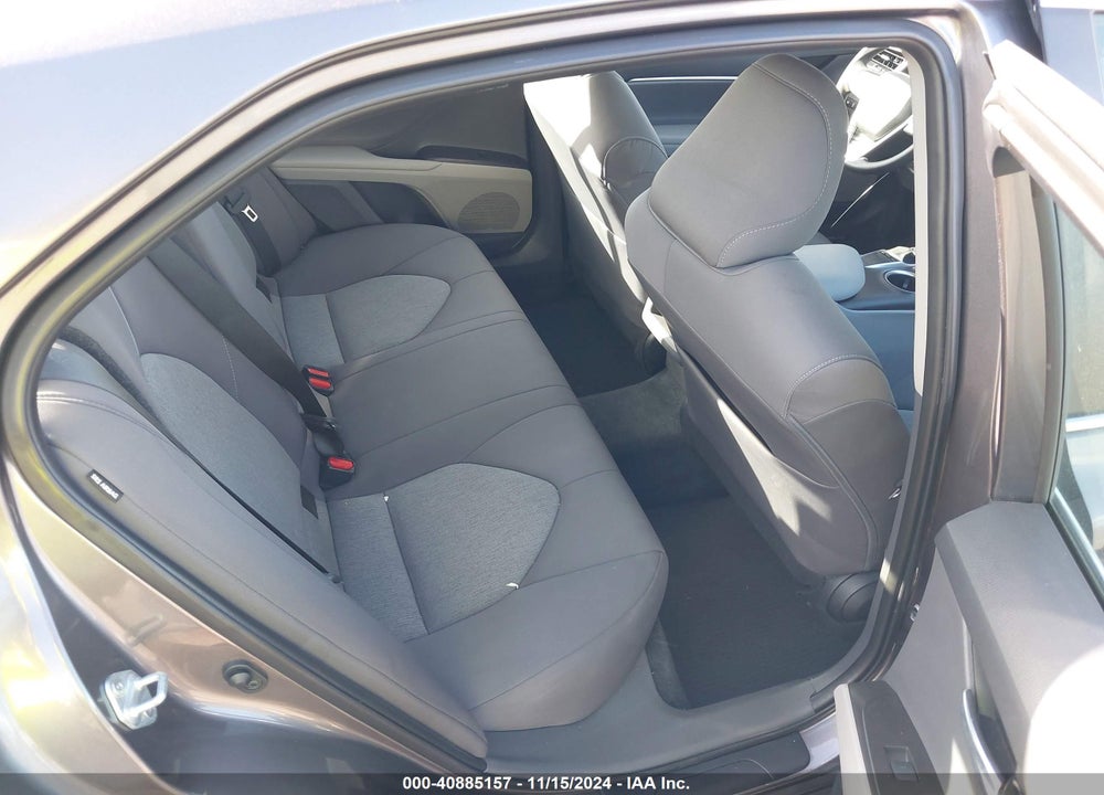 2022 TOYOTA CAMRY LE VIN: 4T1C11AK8NU640520