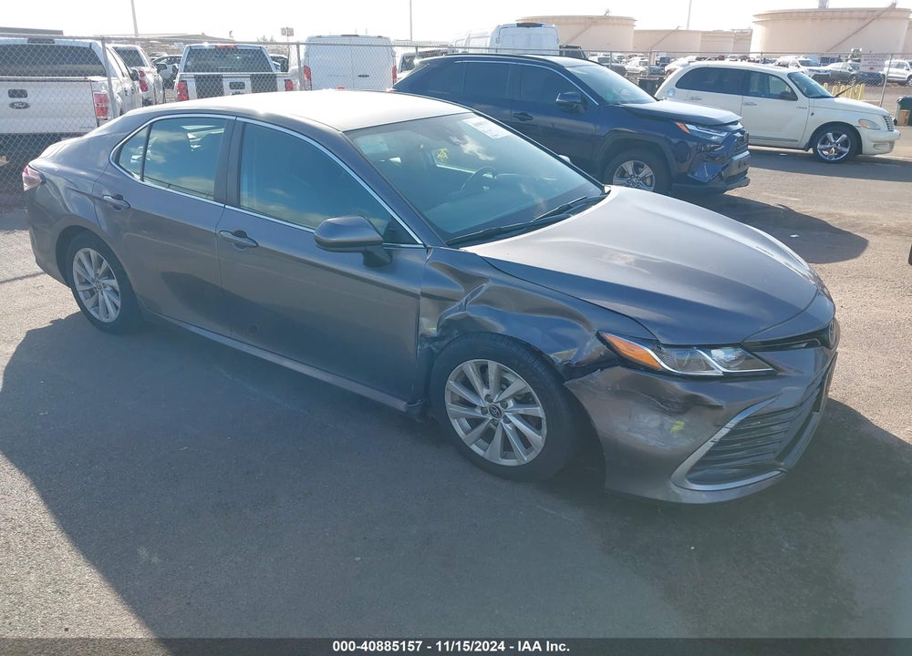 2022 TOYOTA CAMRY LE VIN: 4T1C11AK8NU640520