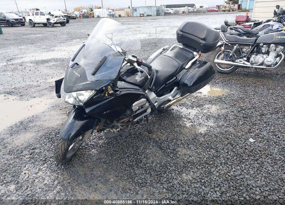 2006 HONDA ST1300 A VIN: JH2SC51456M400613