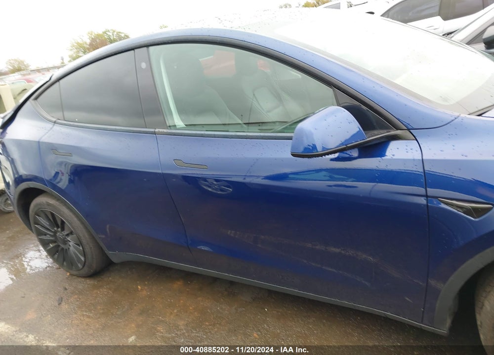 2021 TESLA MODEL Y LONG RANGE DUAL MOTOR ALL-WHEEL DRIVE VIN: 5YJYGDEE7MF185570