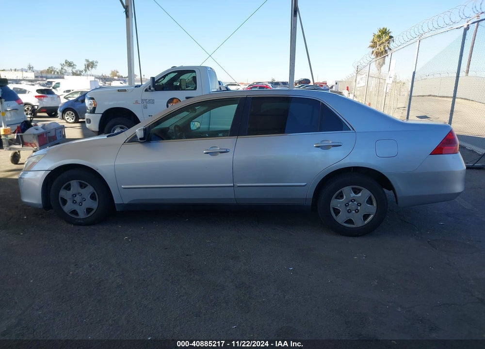 2007 HONDA ACCORD 2.4 LX VIN: JHMCM56417C022430