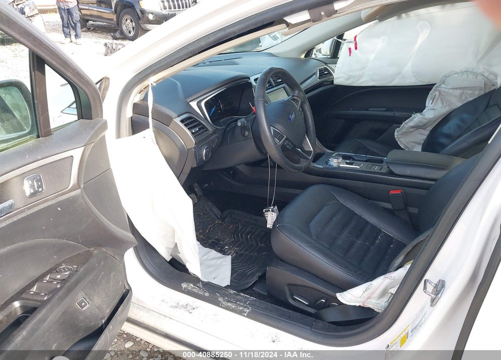 2018 FORD FUSION HYBRID SE VIN: 3FA6P0LU4JR179848
