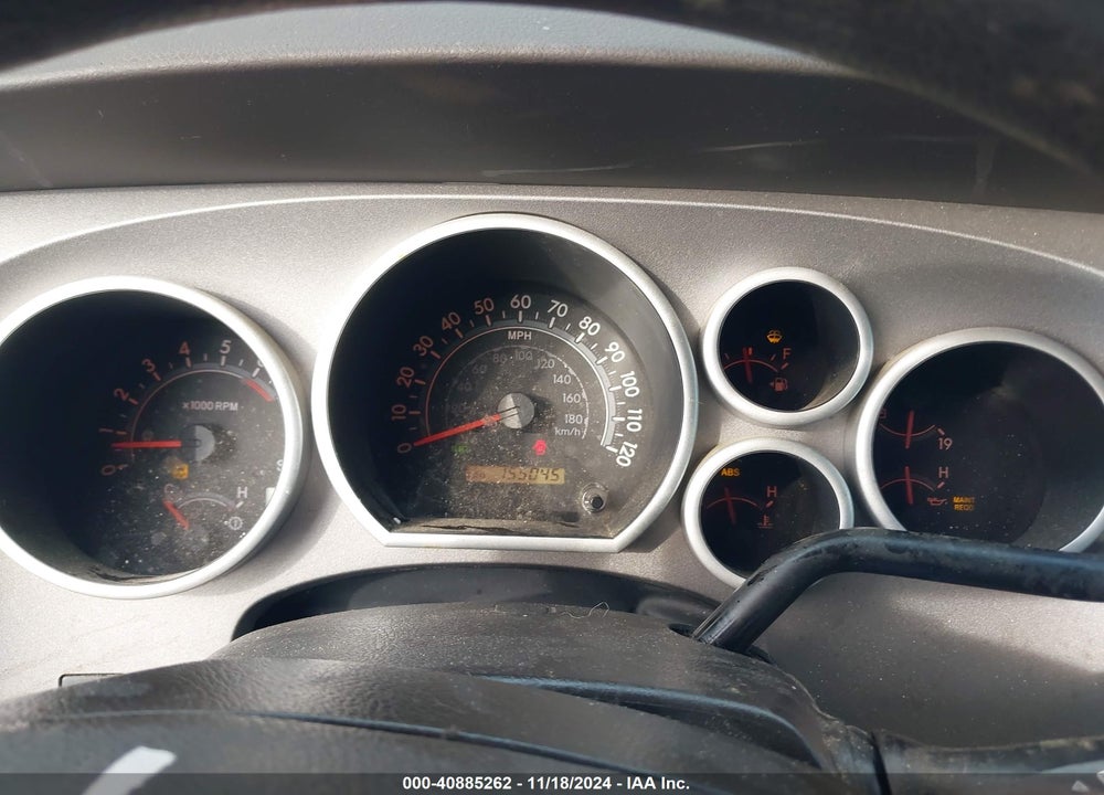 2011 TOYOTA TUNDRA GRADE 5.7L V8 VIN: 5TFUY5F15BX206304