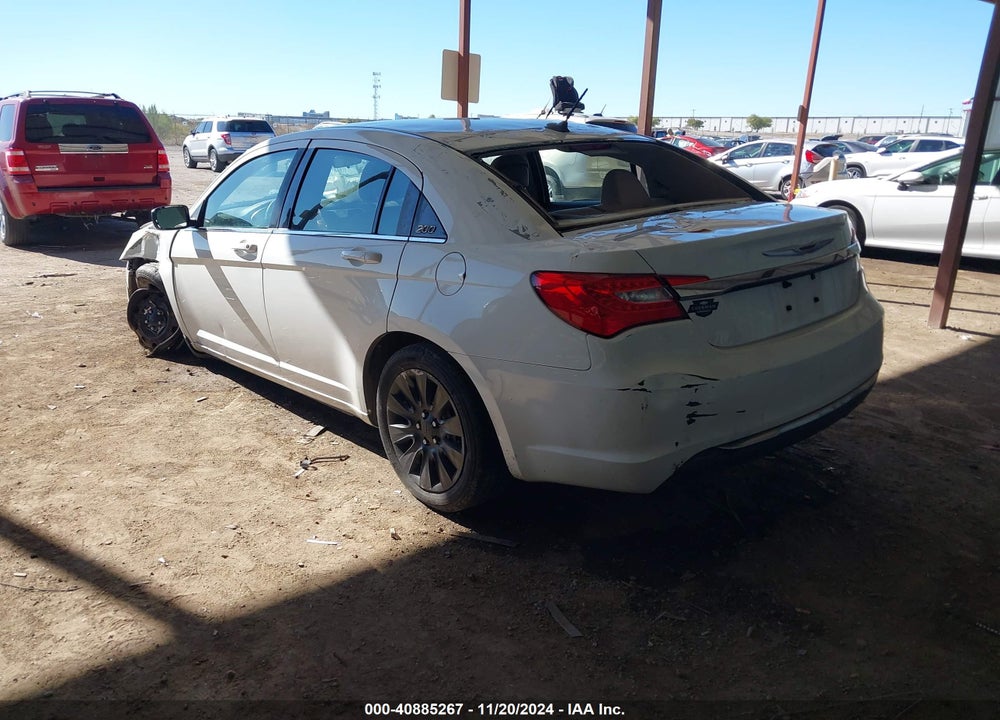2011 CHRYSLER 200 LX VIN: 1C3BC4FB2BN563657