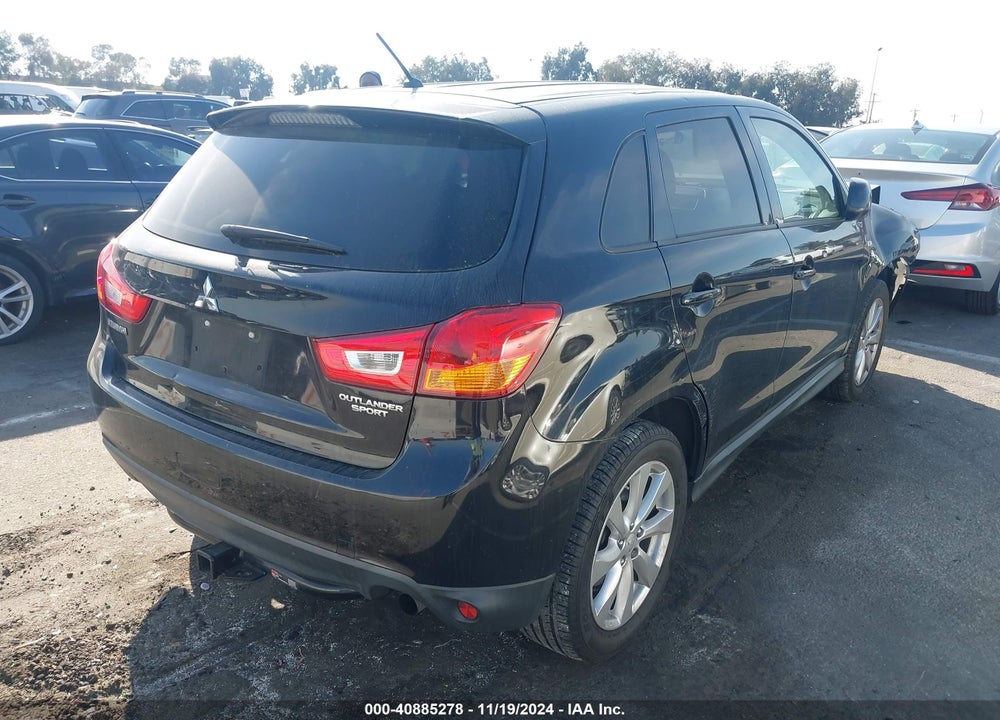 2015 MITSUBISHI OUTLANDER SPORT ES VIN: 4A4AP3AU7FE014081