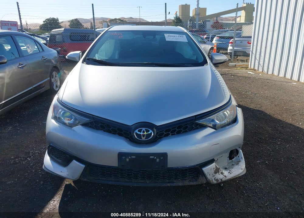 2018 TOYOTA COROLLA IM VIN: JTNKARJEXJJ573094