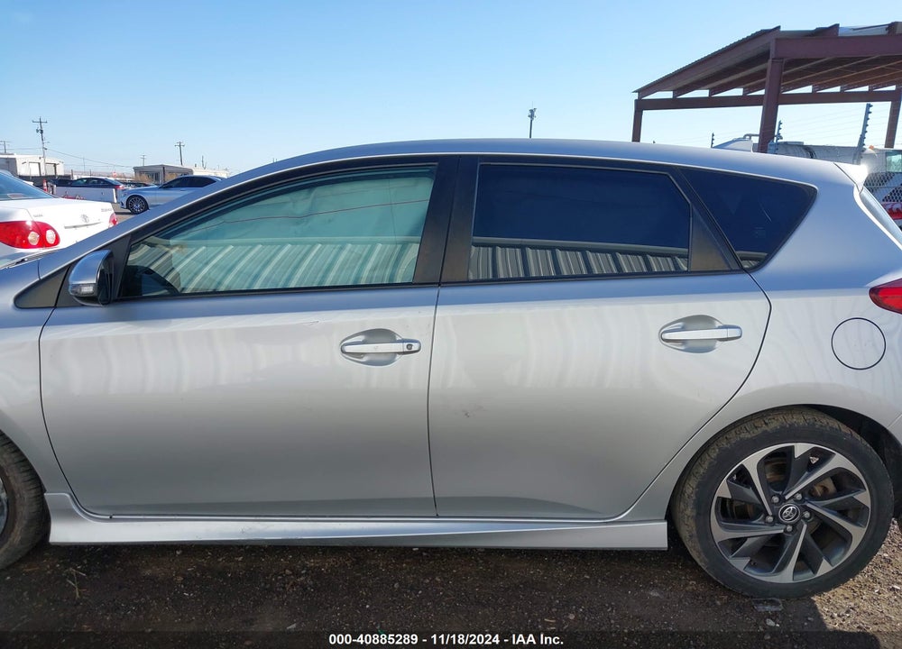 2018 TOYOTA COROLLA IM VIN: JTNKARJEXJJ573094