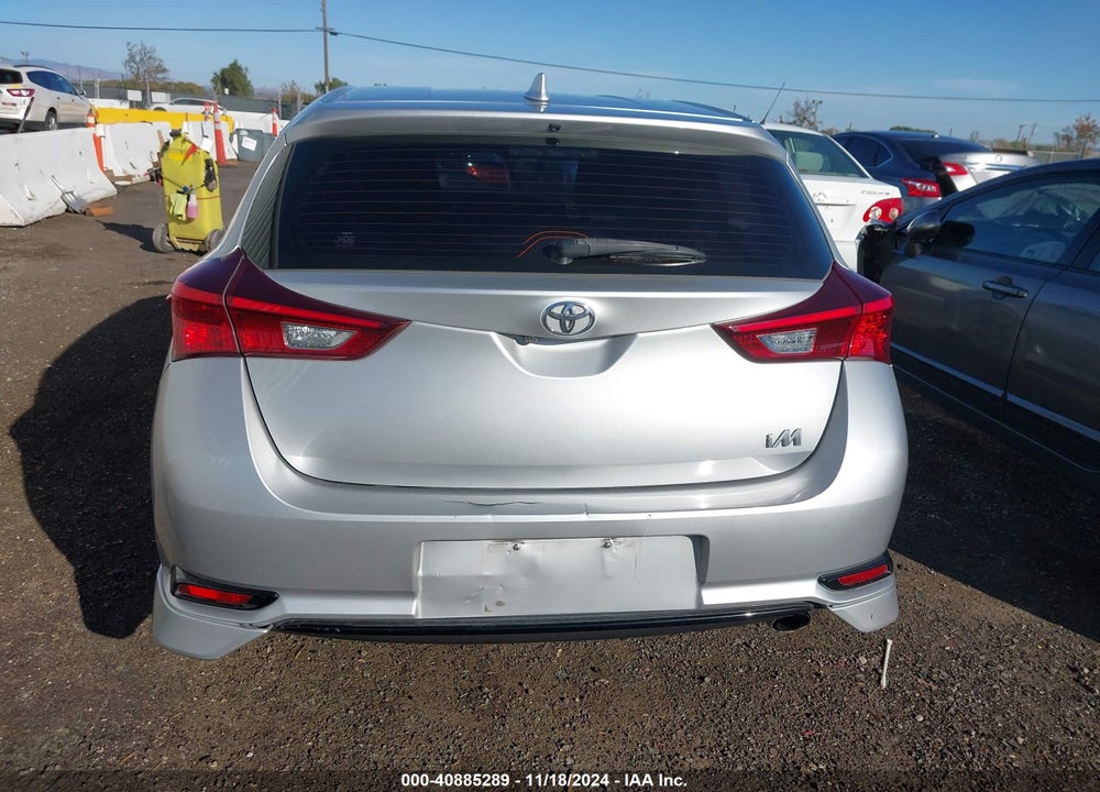 2018 TOYOTA COROLLA IM VIN: JTNKARJEXJJ573094