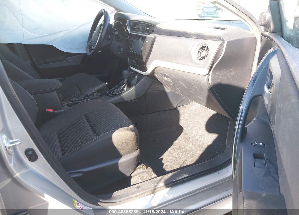2018 TOYOTA COROLLA IM VIN: JTNKARJEXJJ573094