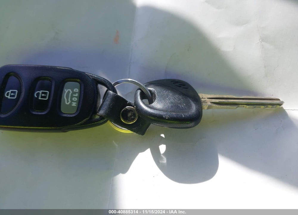 2009 HYUNDAI SONATA LIMITED V6 VIN: 5NPEU46F89H563276