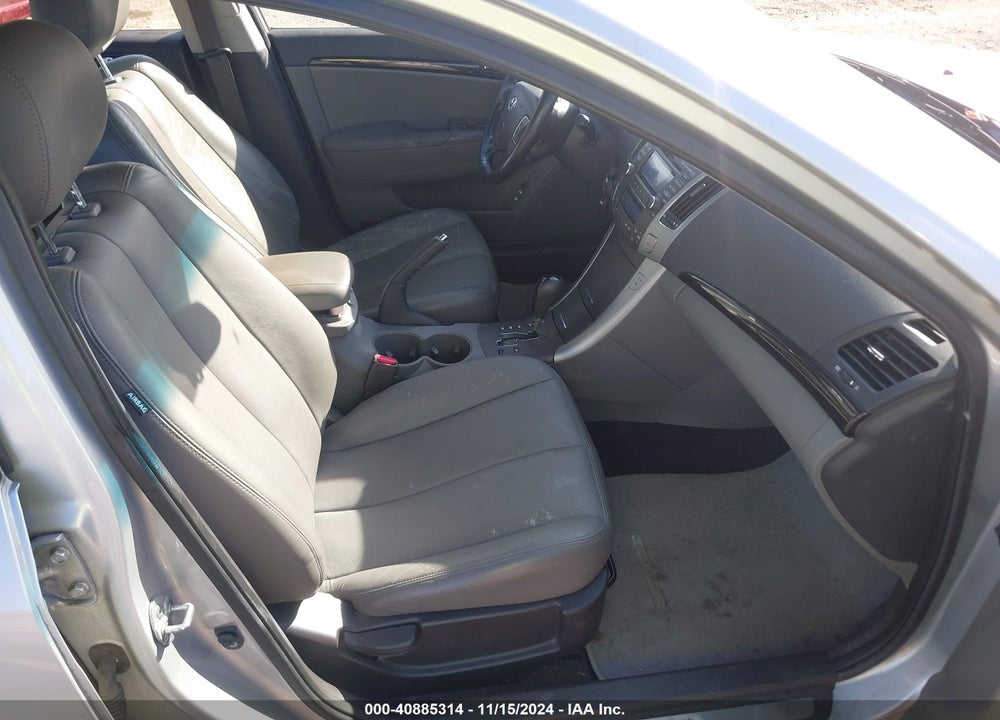 2009 HYUNDAI SONATA LIMITED V6 VIN: 5NPEU46F89H563276