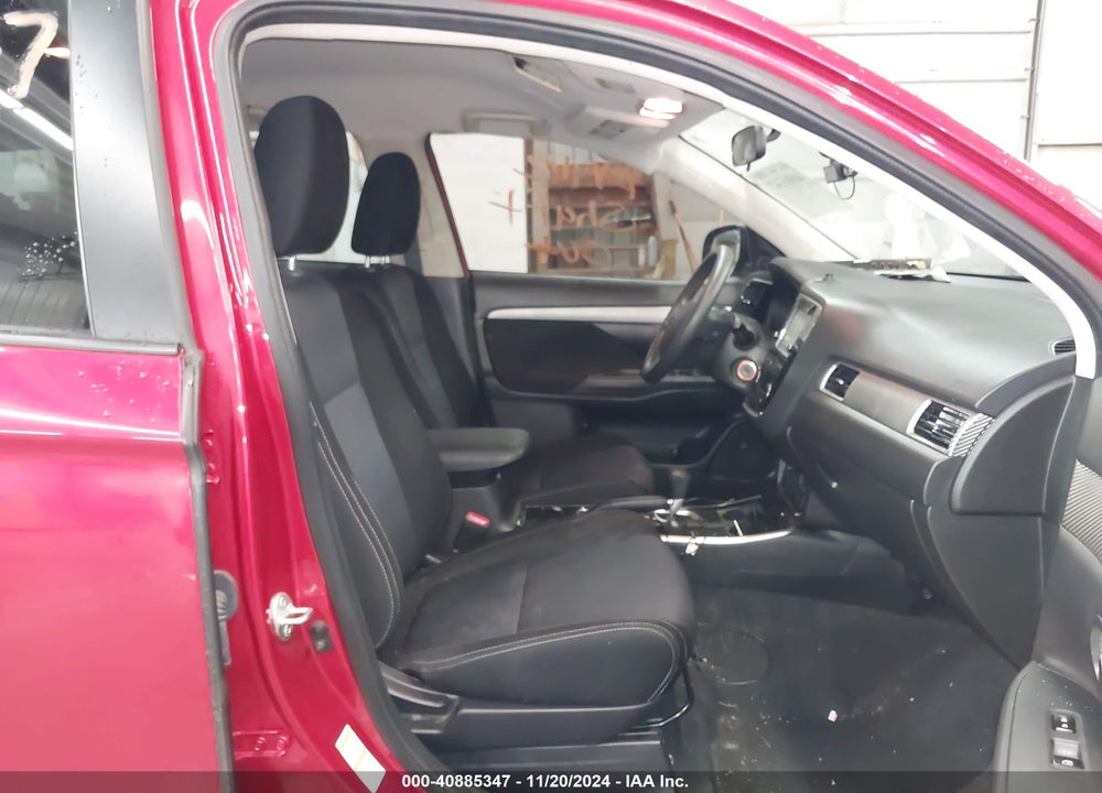 2018 MITSUBISHI OUTLANDER ES VIN: JA4AZ3A37JZ059204