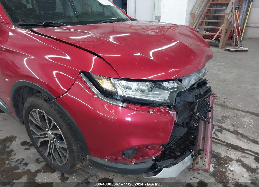 2018 MITSUBISHI OUTLANDER ES VIN: JA4AZ3A37JZ059204