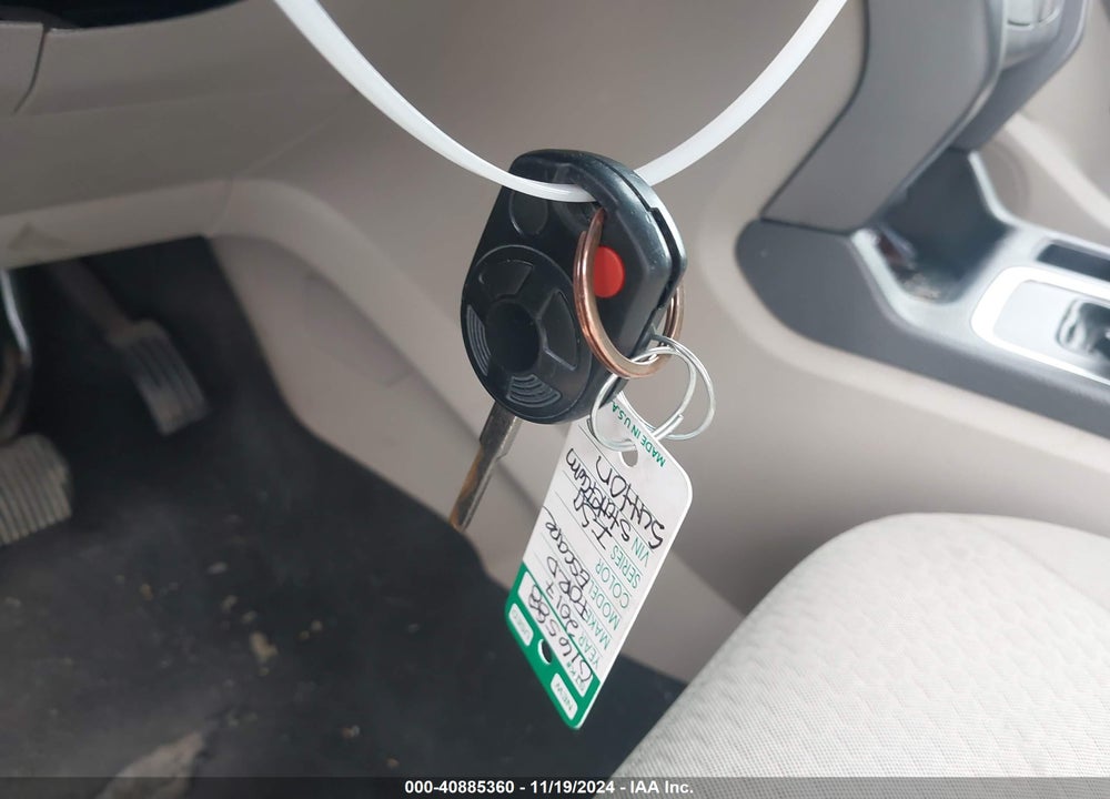 2017 FORD ESCAPE SE VIN: 1FMCU0GDXHUA18953