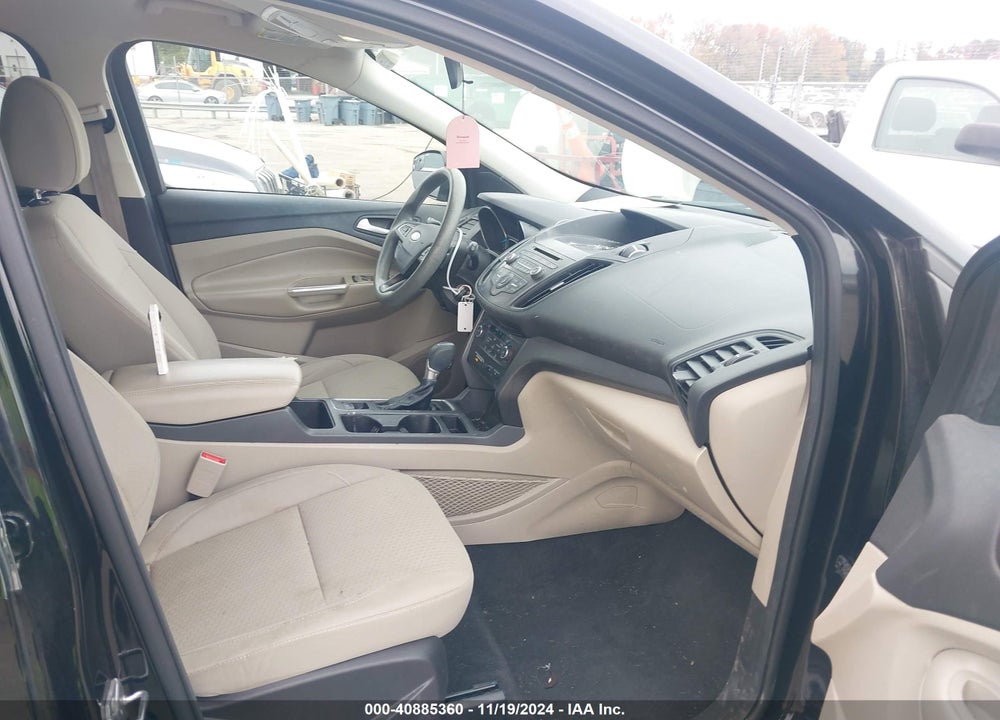 2017 FORD ESCAPE SE VIN: 1FMCU0GDXHUA18953