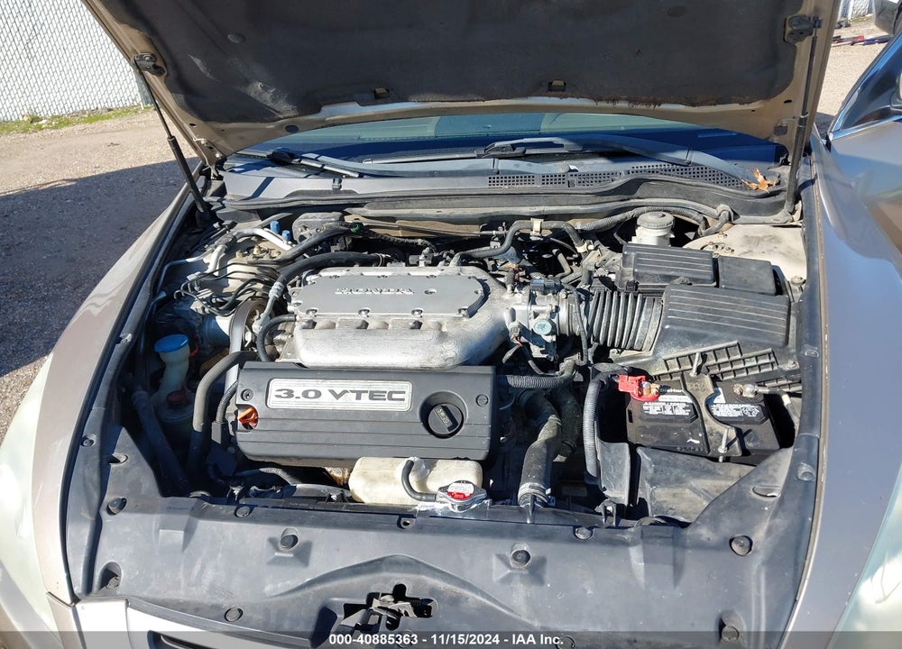 2004 HONDA ACCORD 3.0 EX VIN: 1HGCM66874A022984