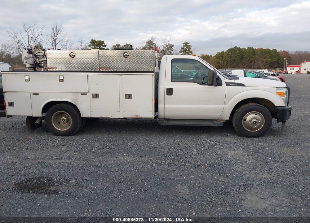 2016 FORD F-350 CHASSIS XL VIN: 1FDRF3G64GEA60406