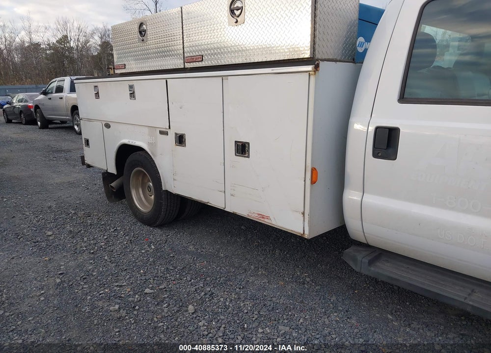 2016 FORD F-350 CHASSIS XL VIN: 1FDRF3G64GEA60406