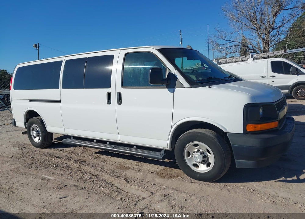 2017 CHEVROLET EXPRESS 3500 VIN: 1GAZGNFF0H1328464