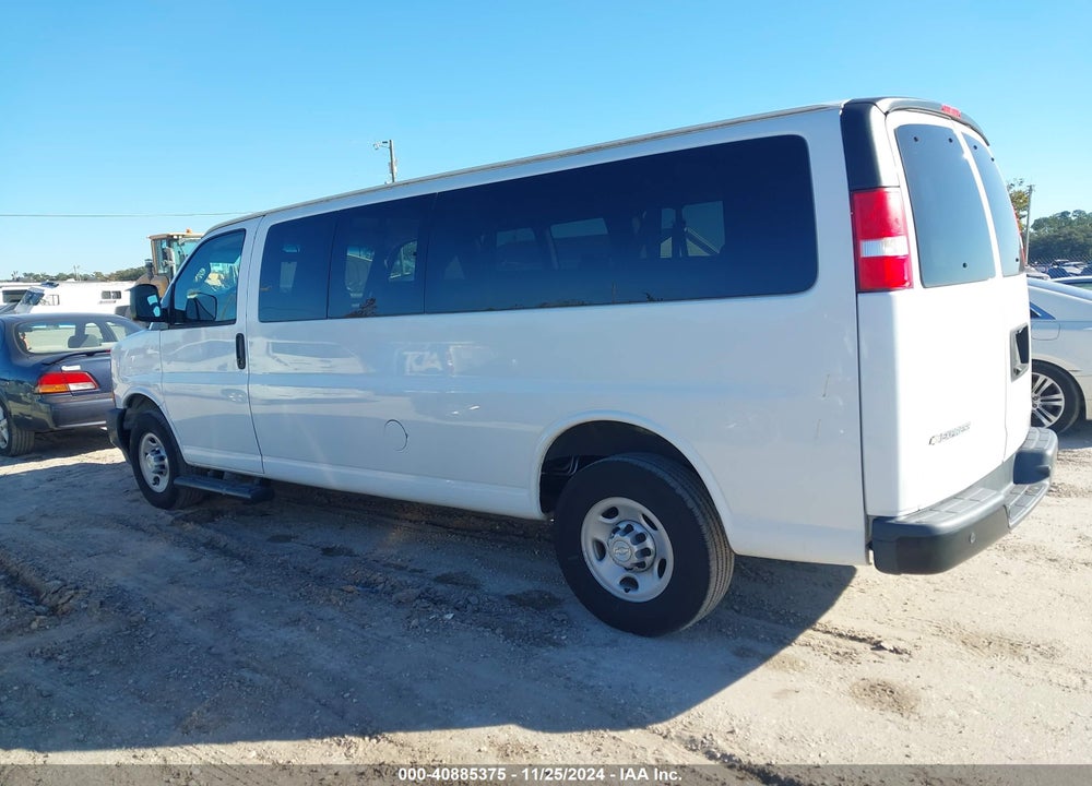 2017 CHEVROLET EXPRESS 3500 VIN: 1GAZGNFF0H1328464