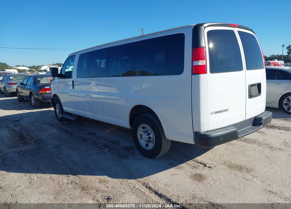 2017 CHEVROLET EXPRESS 3500 VIN: 1GAZGNFF0H1328464
