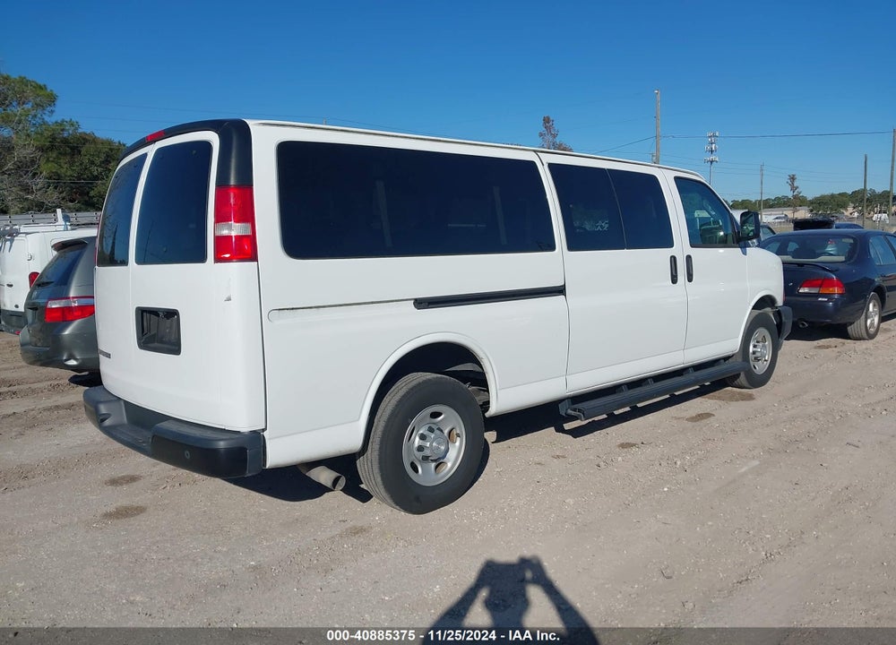 2017 CHEVROLET EXPRESS 3500 VIN: 1GAZGNFF0H1328464