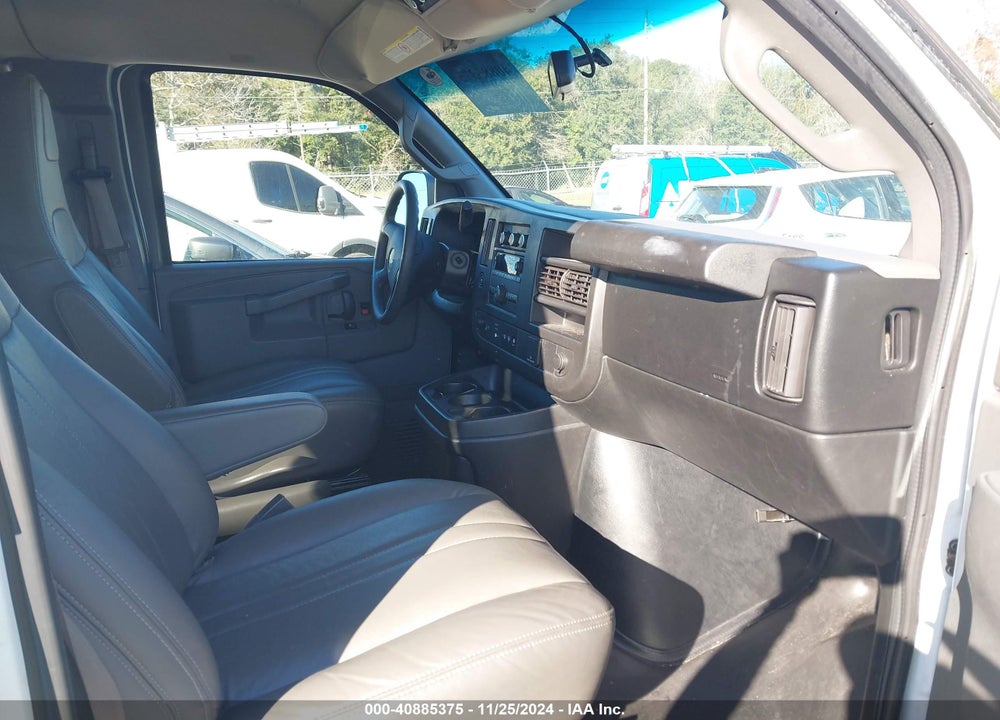 2017 CHEVROLET EXPRESS 3500 VIN: 1GAZGNFF0H1328464