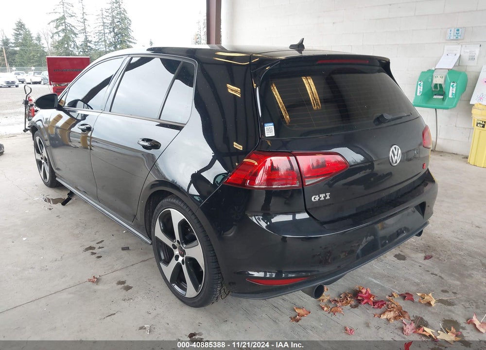 2015 VOLKSWAGEN GOLF GTI 2.0T S 4-DOOR VIN: 3VW5T7AU2FM099172