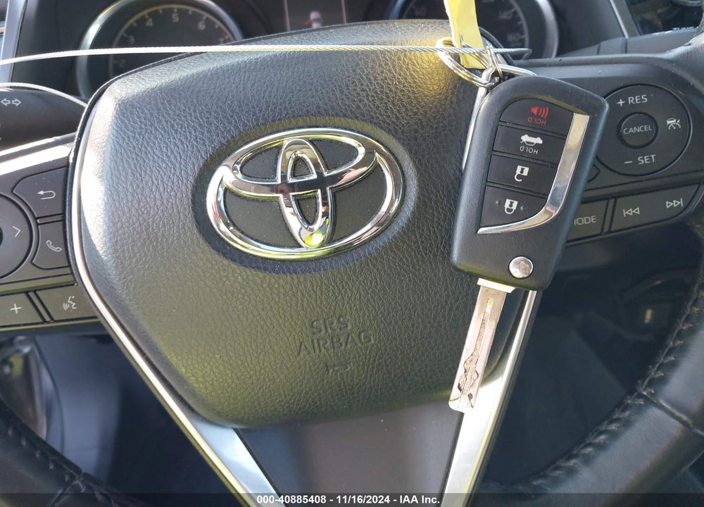 2020 TOYOTA CAMRY SE VIN: 4T1G11AK3LU981175