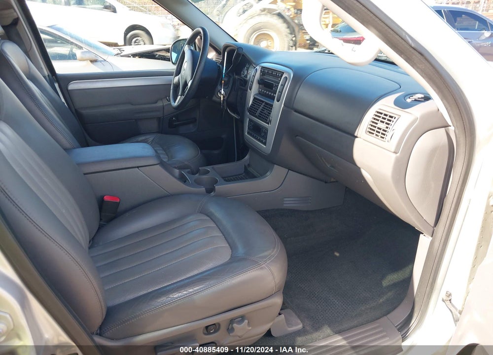 2002 MERCURY MOUNTAINEER VIN: 4M2DU86E72UJ25462