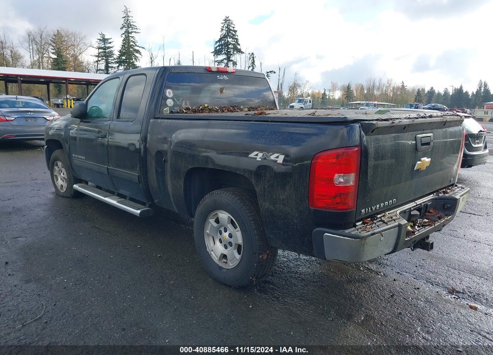 2013 CHEVROLET SILVERADO 1500 LT VIN: 1GCRKSE75DZ233277