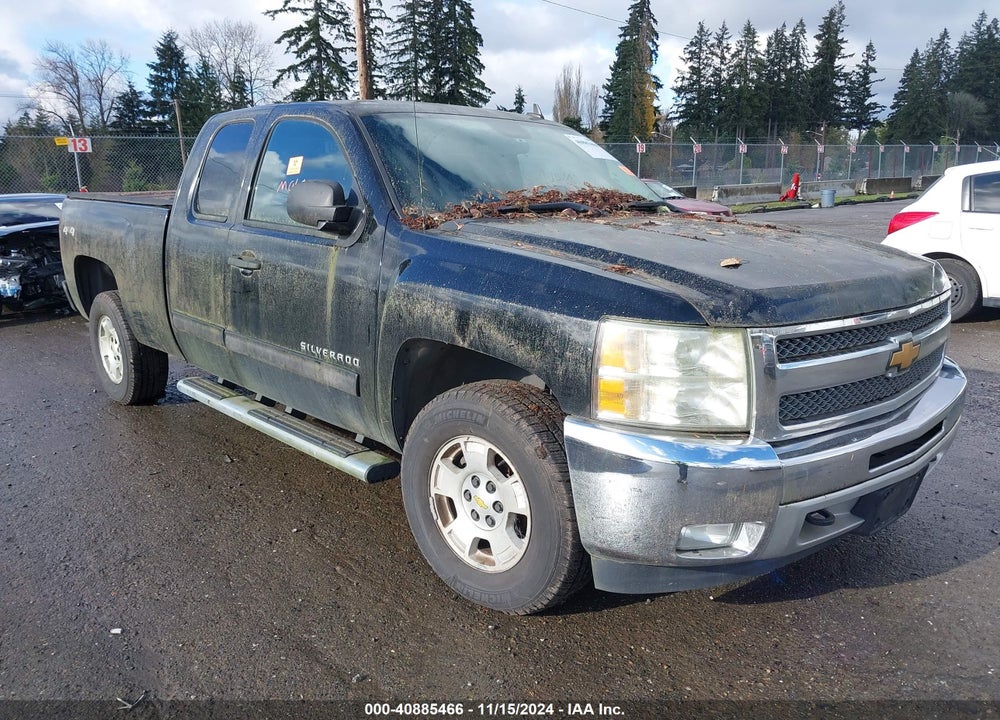 2013 CHEVROLET SILVERADO 1500 LT VIN: 1GCRKSE75DZ233277