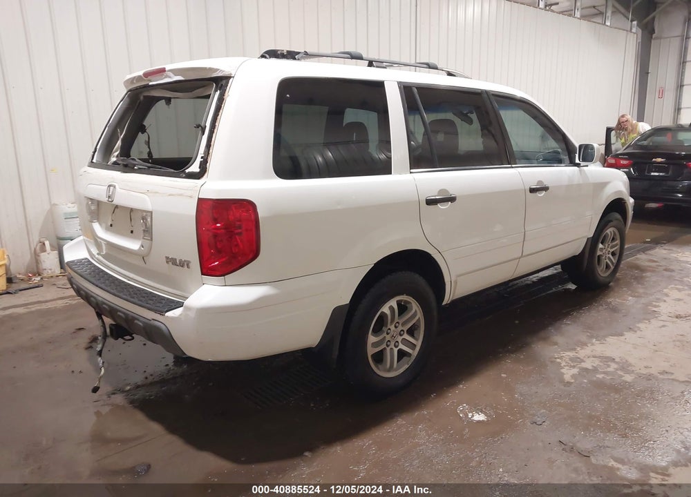 2005 HONDA PILOT EX-L VIN: 5FNYF18575B025168